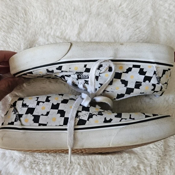 Vans Kids Doheny Flower Checkerboard Sneaker Missy Sz 4 or Womens 5.5 - Picture 6 of 9